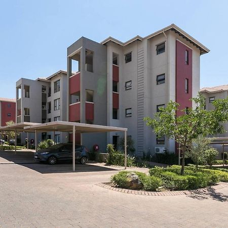 Nova Luxury Suites Lonehill Johannesburg Eksteriør bilde