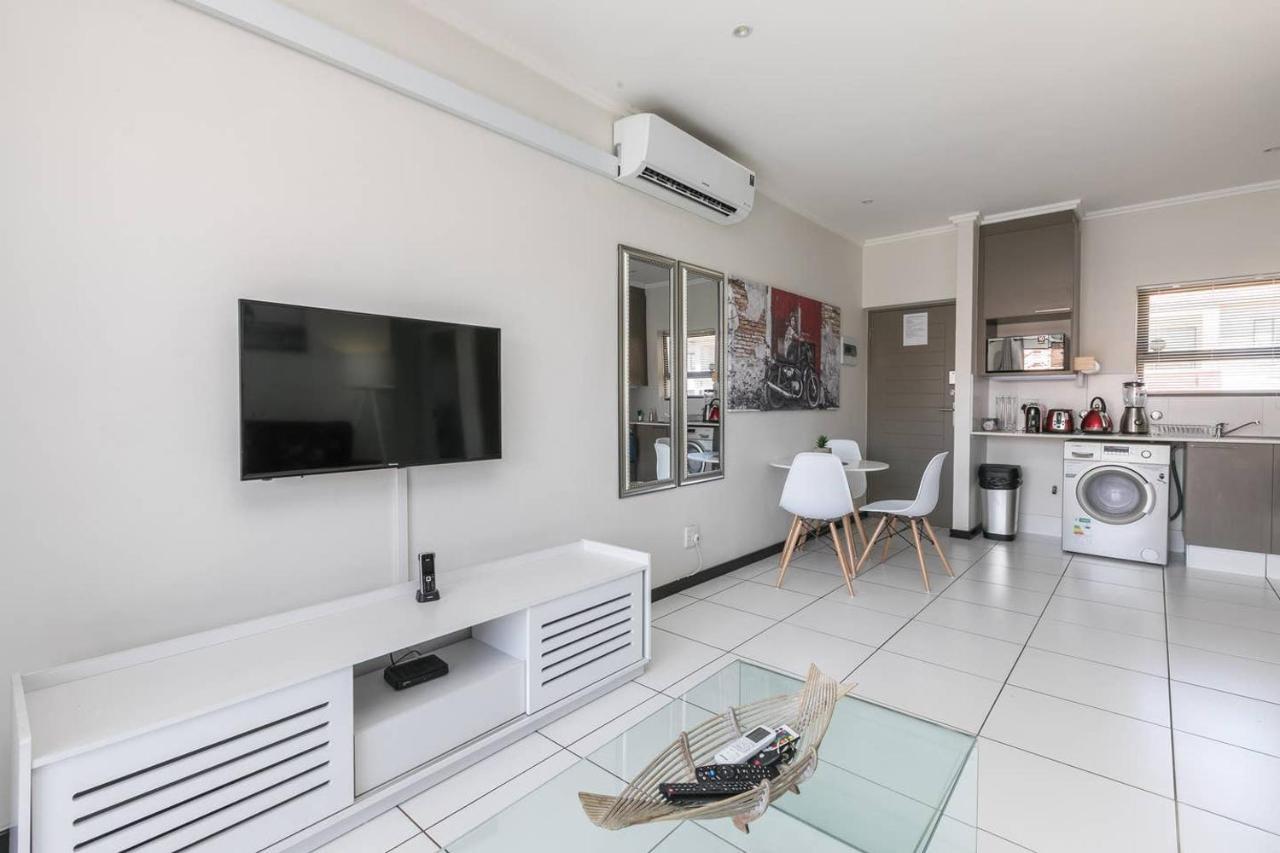 Nova Luxury Suites Lonehill Johannesburg Eksteriør bilde
