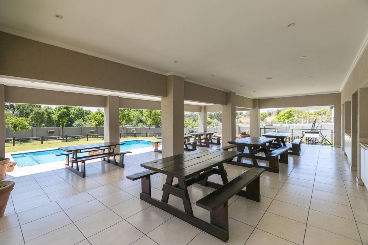 Nova Luxury Suites Lonehill Johannesburg Eksteriør bilde