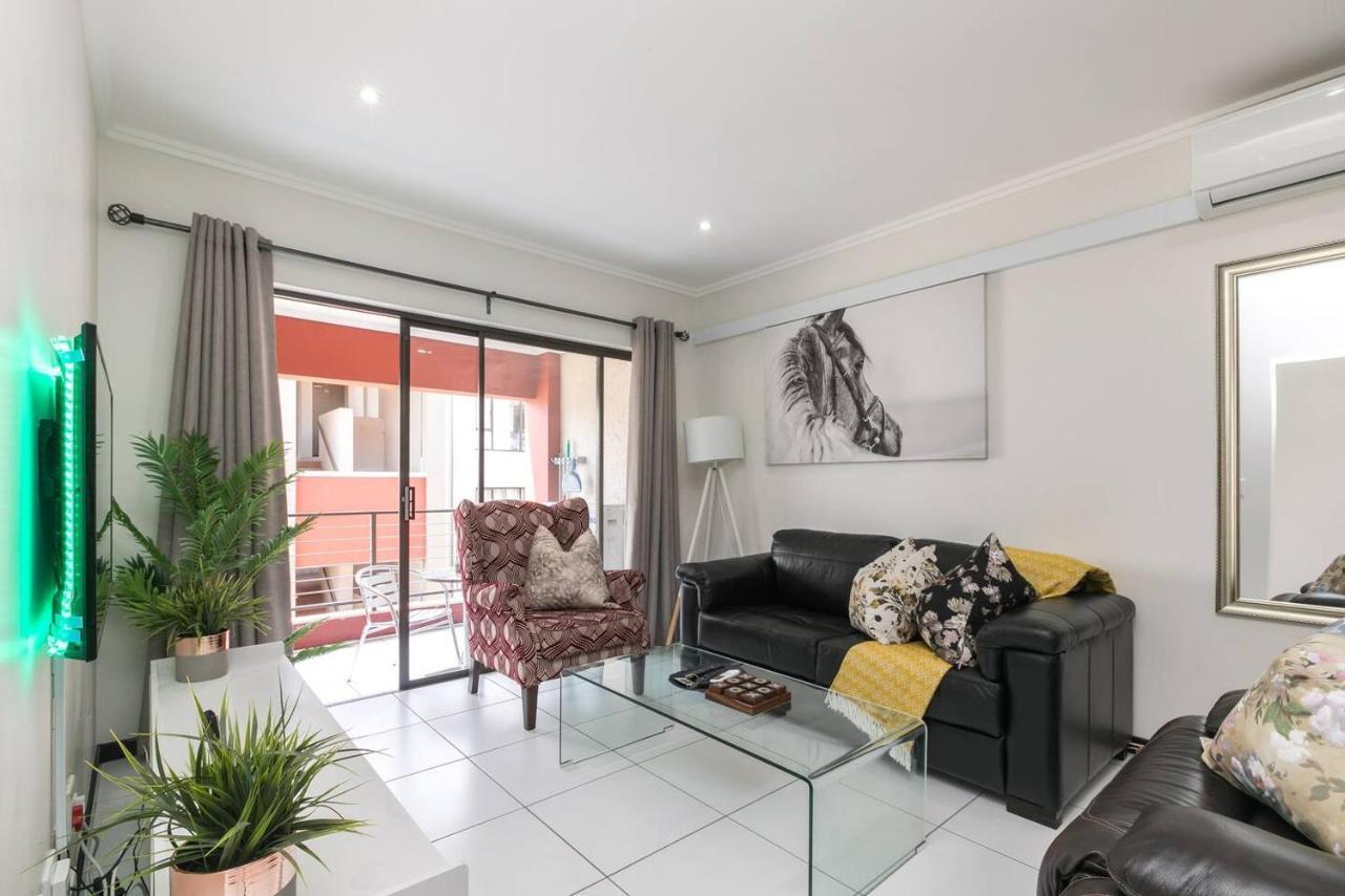 Nova Luxury Suites Lonehill Johannesburg Eksteriør bilde