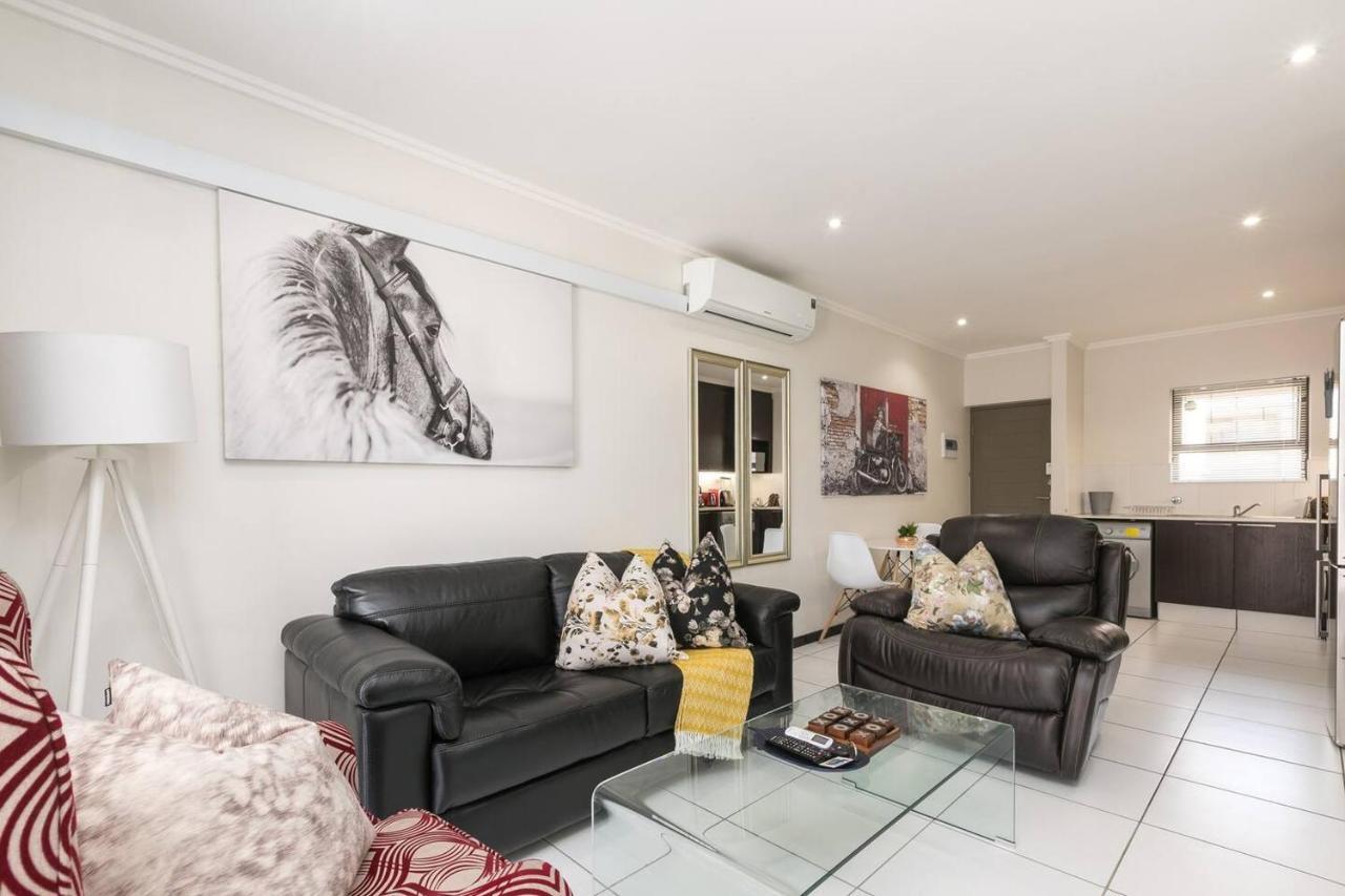 Nova Luxury Suites Lonehill Johannesburg Eksteriør bilde