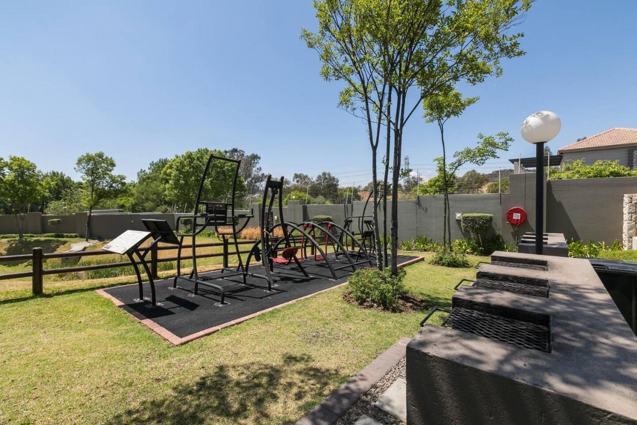 Nova Luxury Suites Lonehill Johannesburg Eksteriør bilde