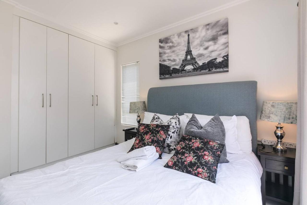 Nova Luxury Suites Lonehill Johannesburg Eksteriør bilde