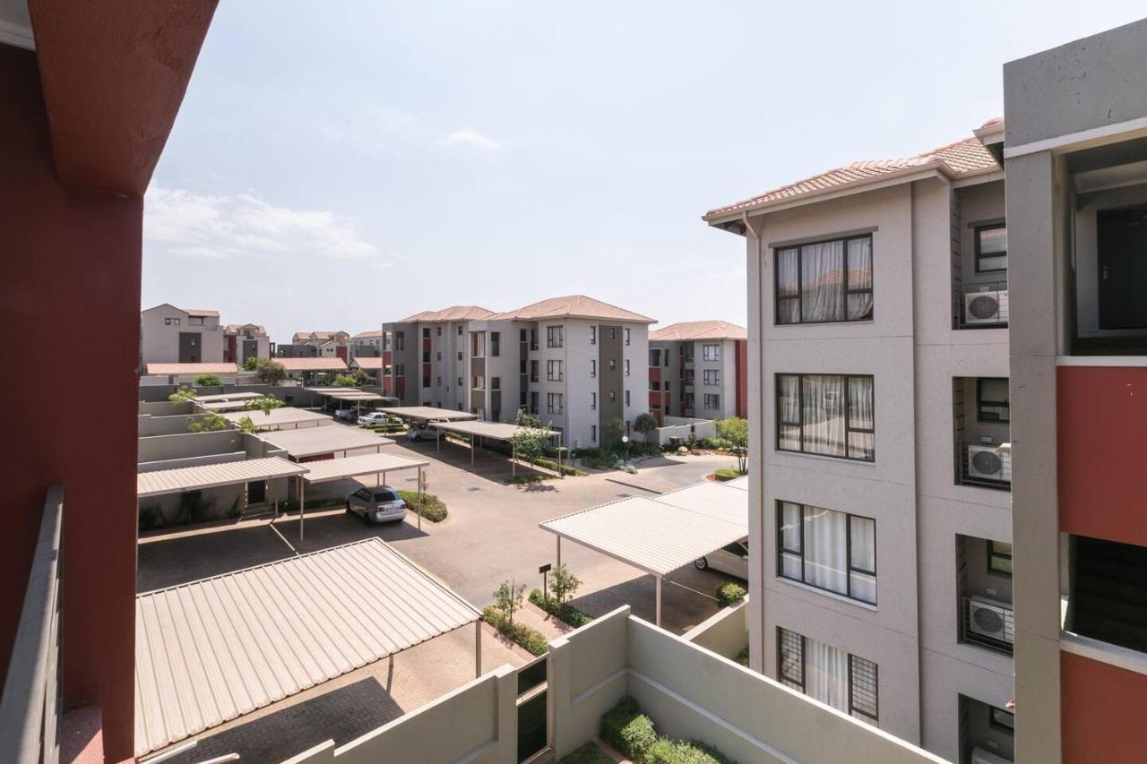 Nova Luxury Suites Lonehill Johannesburg Eksteriør bilde